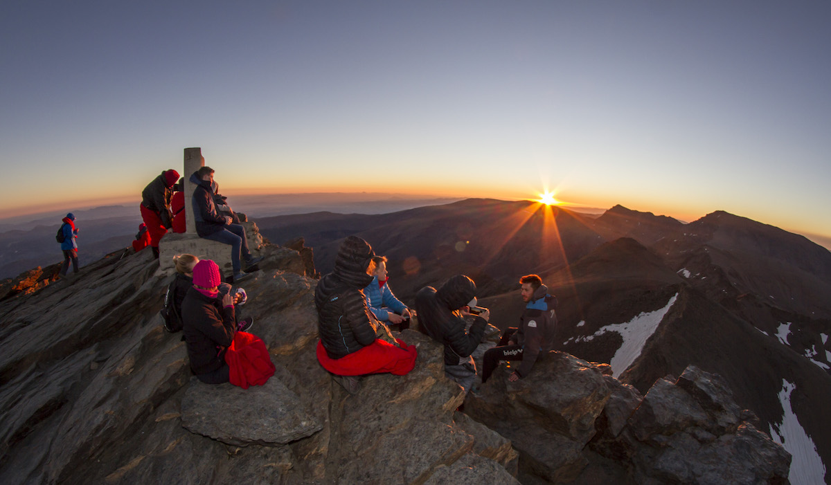 Sierra Nevada cierra la temporada de verano con actividades de naturaleza y un 2x1 en remontes