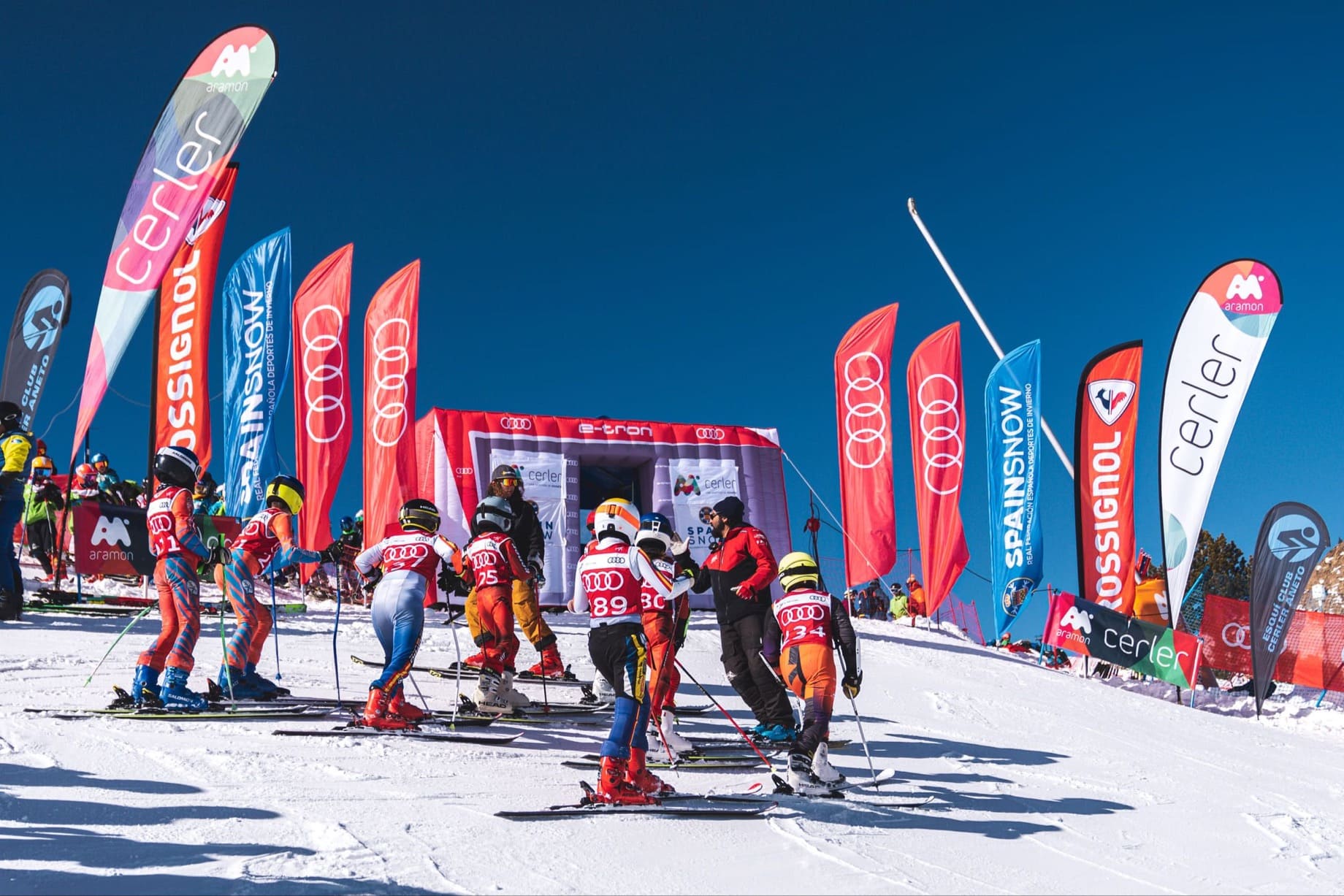 Emoción y competividad entre los 300 corredores de la Audi quattro Cup en Cerler