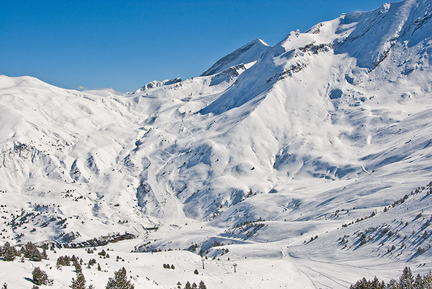 Cerler-panoramica-aramon-pirineo-aragones