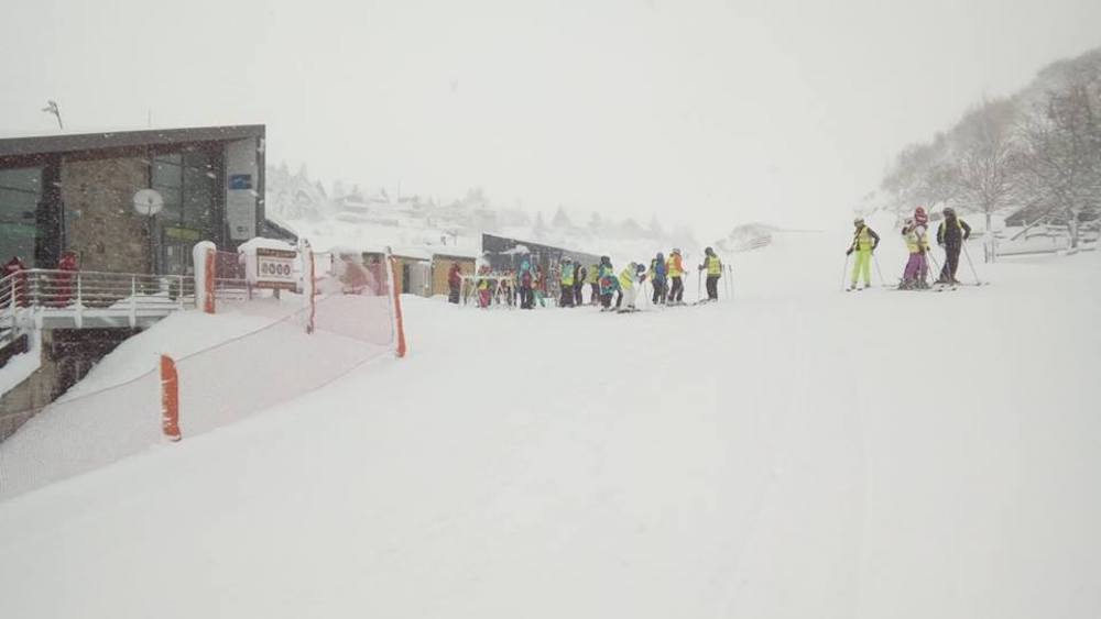 Valgrande-Pajares y Fuentes de Invierno estrenan este lunes temporada gracias a las últimas nevadas