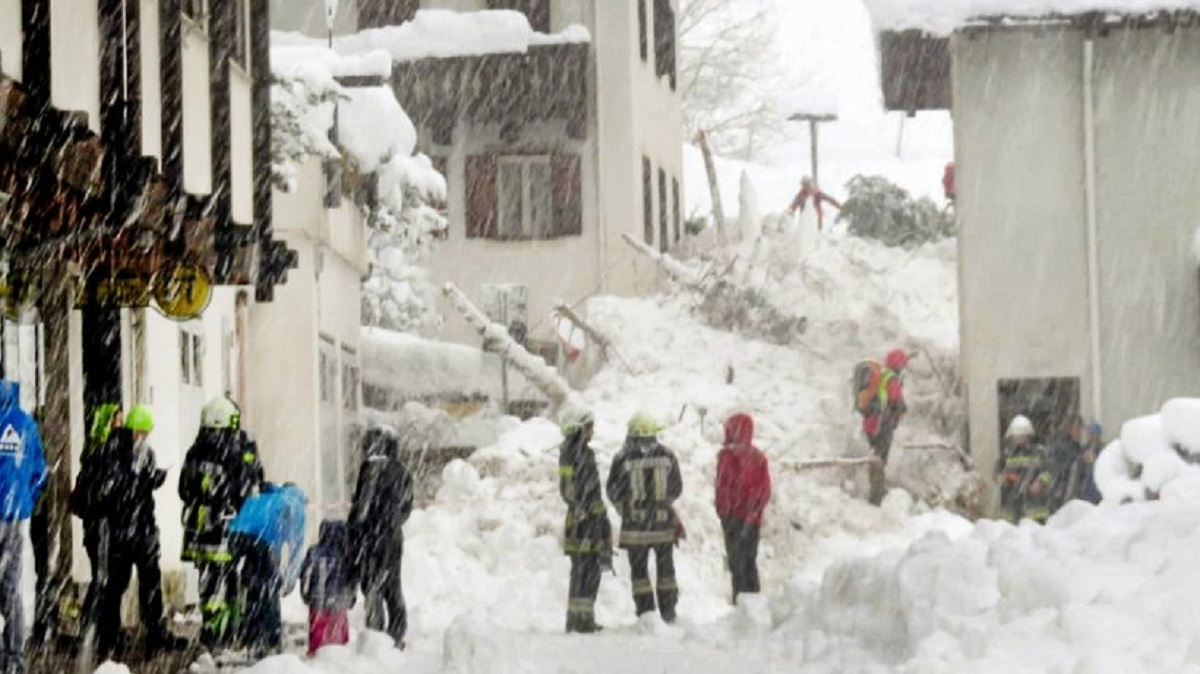 Dos avalanchas sepultan y dejan incomunicado Martell, un pequeño pueblo del Tirol del sur