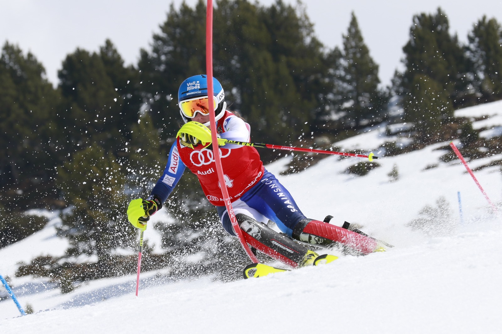 Triplete de Núria Pau al adjudicarse también el slalom de los Campeonatos de España en Baqueira