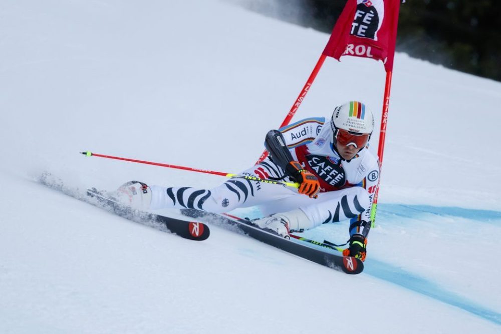 El esquiador Stefan Luitz saldrá hoy en Val d'Isère pendiente de ser descalificado por inhalar oxígeno