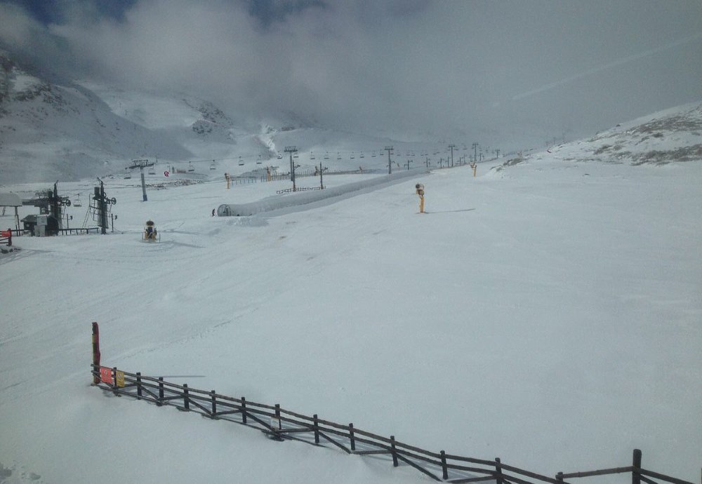 Alto Campoo comienza temporada este miércoles con hasta 40 cm y forfait a 10 euros