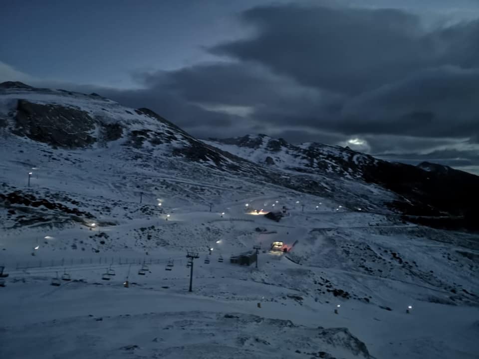 Alto Campoo roza los 30.000 esquiadores y anuncia descuentos del 45% para los vecinos