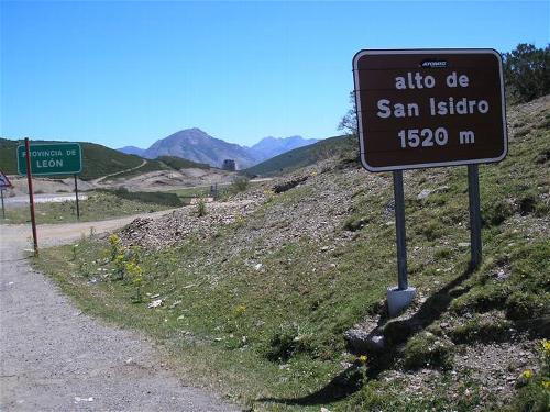 Obras de mejora en la carretera de San Isidro para evitar deprendimientos