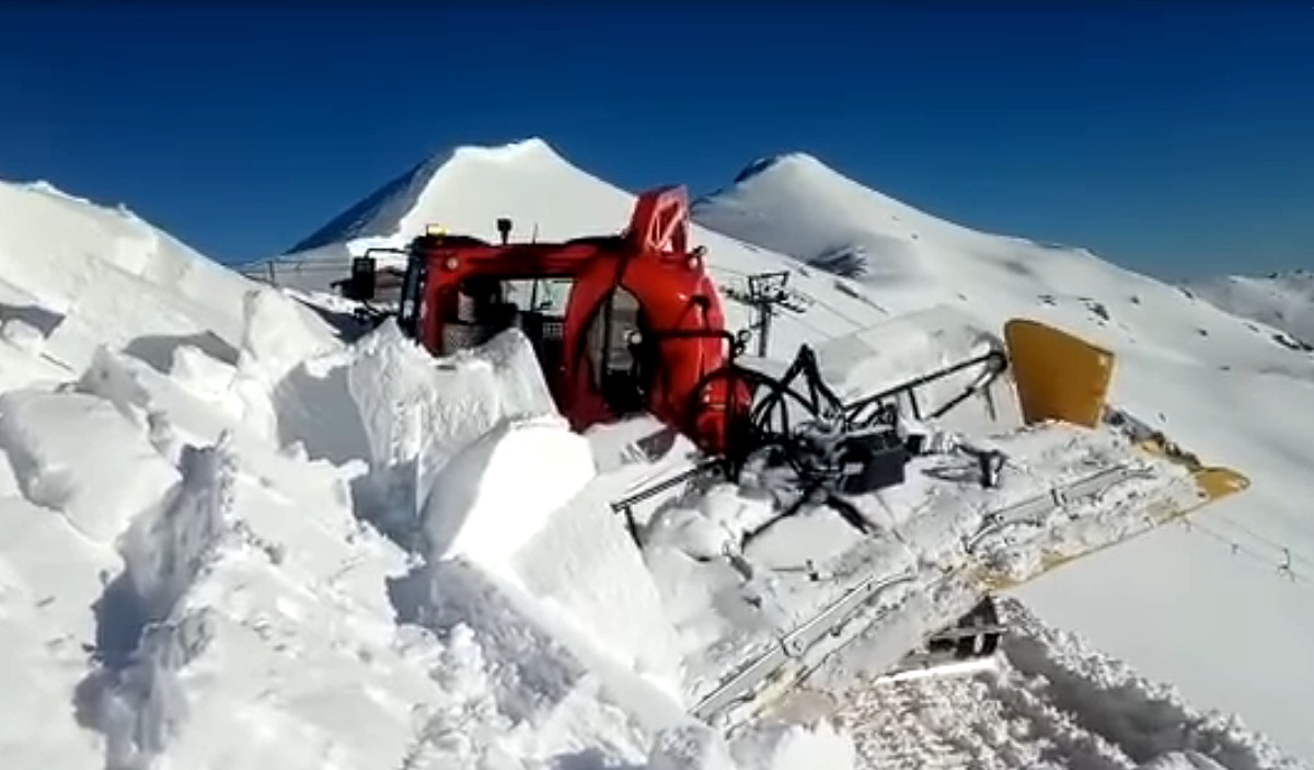 Asturias disparará gas desde un helicóptero para provocar aludes controlados en San Isidro