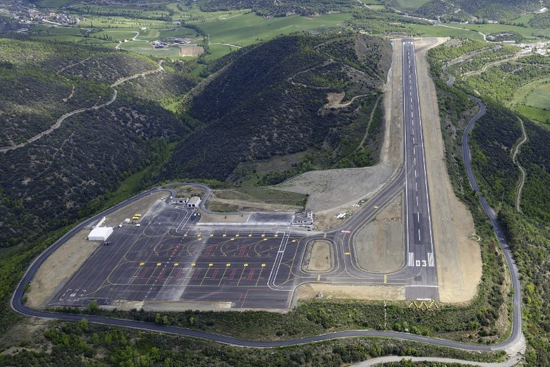 Andorra Airlines arranca con mucha ambición y prevé mover 24.000 pasajeros en 2016