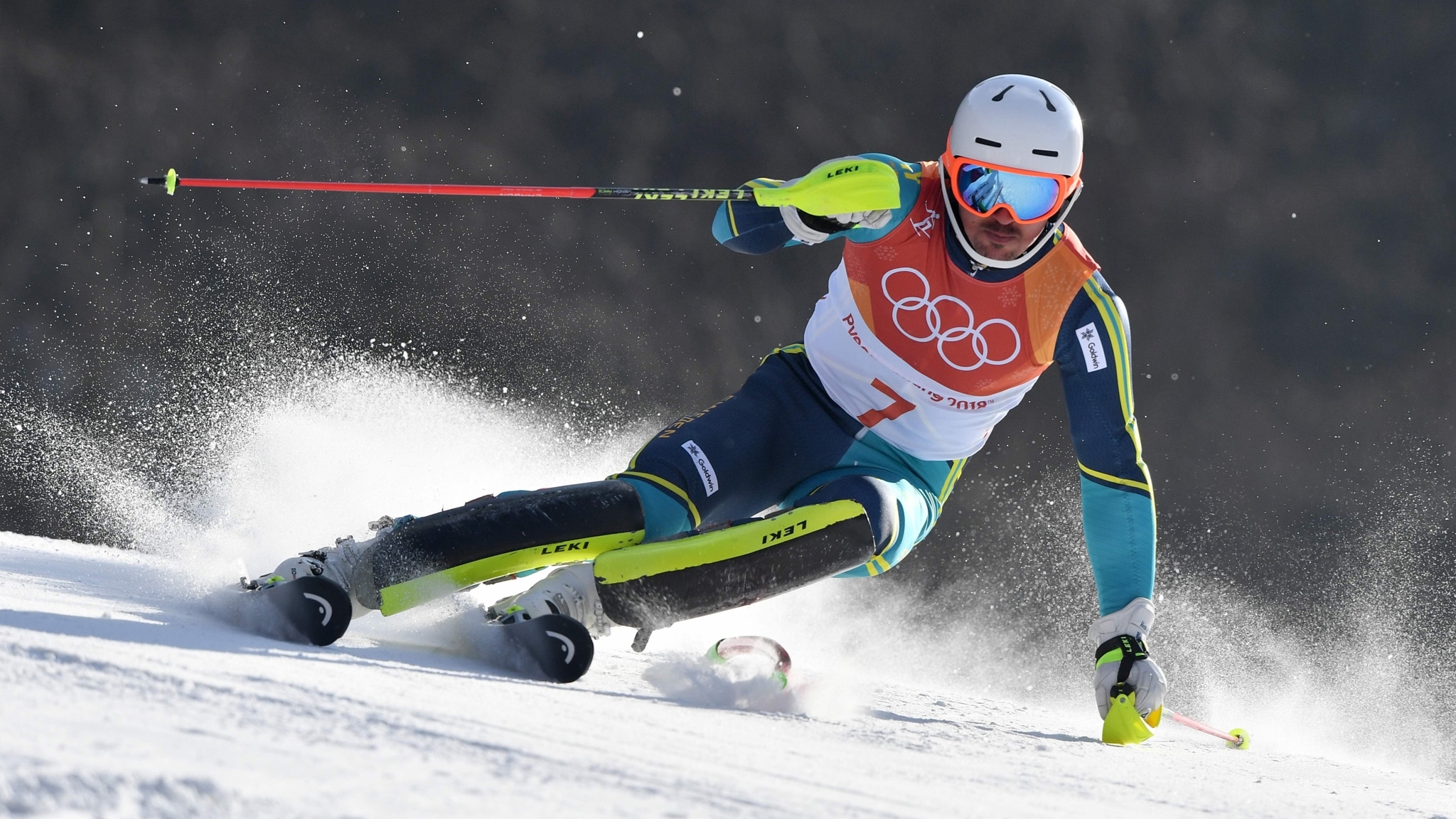 Hirscher se sale de pista y André Myhrer gana el oro en el slalom