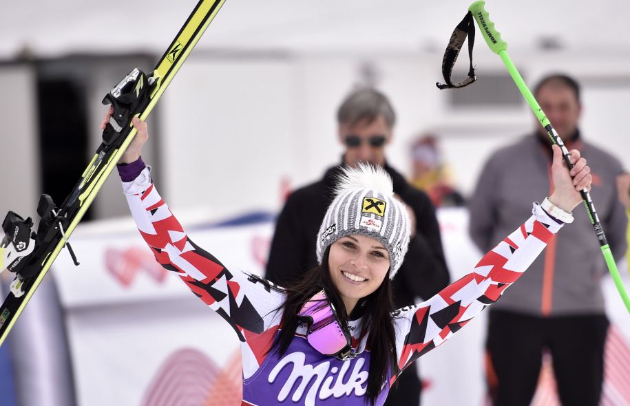 Gran victoria de Fenninger en el supergigante de Bansko 