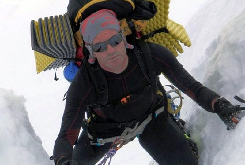 El viento y la nieve dificulta la búsqueda del montañero andaluz en el Cervino