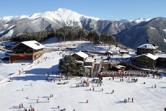 Vallnord inicia la venta de forfaits de temporada con una rebaja del 50%