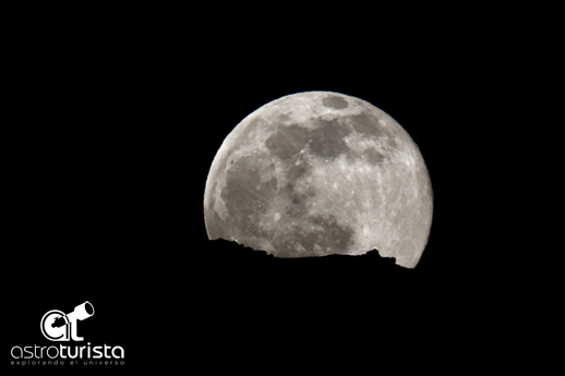 Sierra Nevada celebra este sábado la segunda cita con el astroturismo: la noche “Sonríe a la luna”