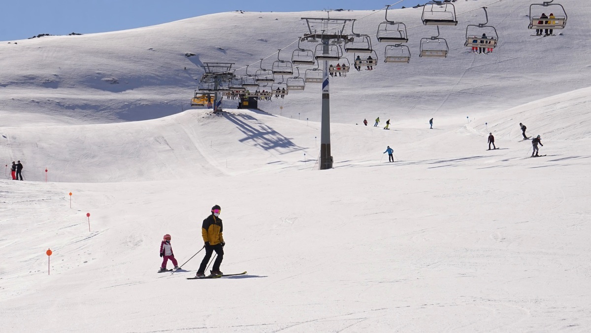 Astún cierra este domingo 4 de abril la temporada de nieve de Aragón