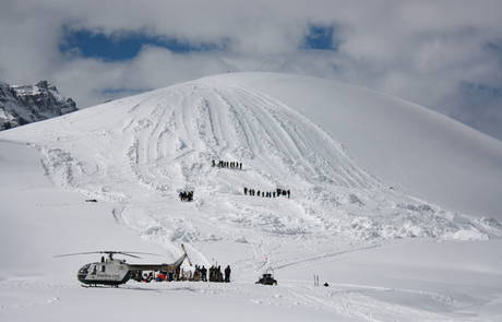 Rescatan ileso en Formigal a un esquiador atrapado por un alud