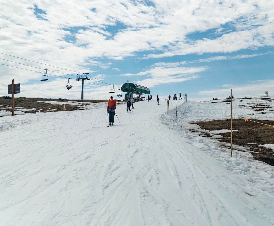 Banff Sunshine ofrece esquí de verano por primera vez en tres décadas