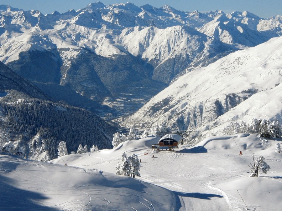 Baqueira Beret recibe una Semana Santa con más de dos metros de nieve y diversión sin fin