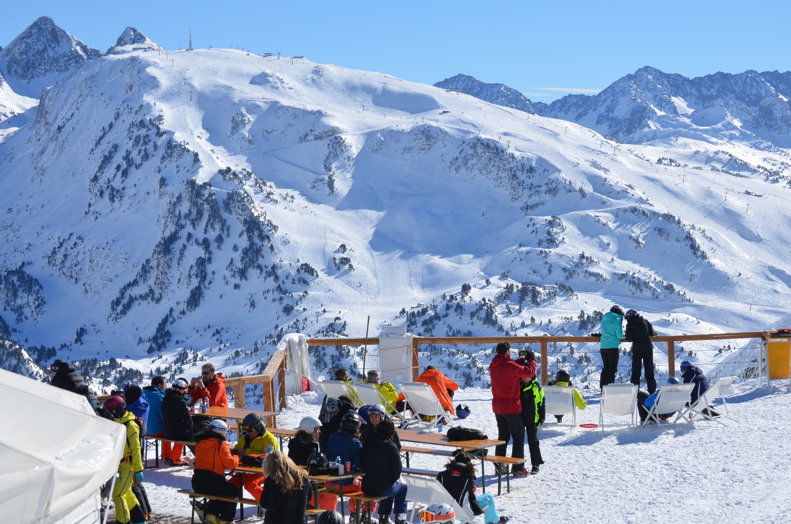 Baqueira Beret cierra un gran Puente doblando la cifra de esquiadores del año pasado