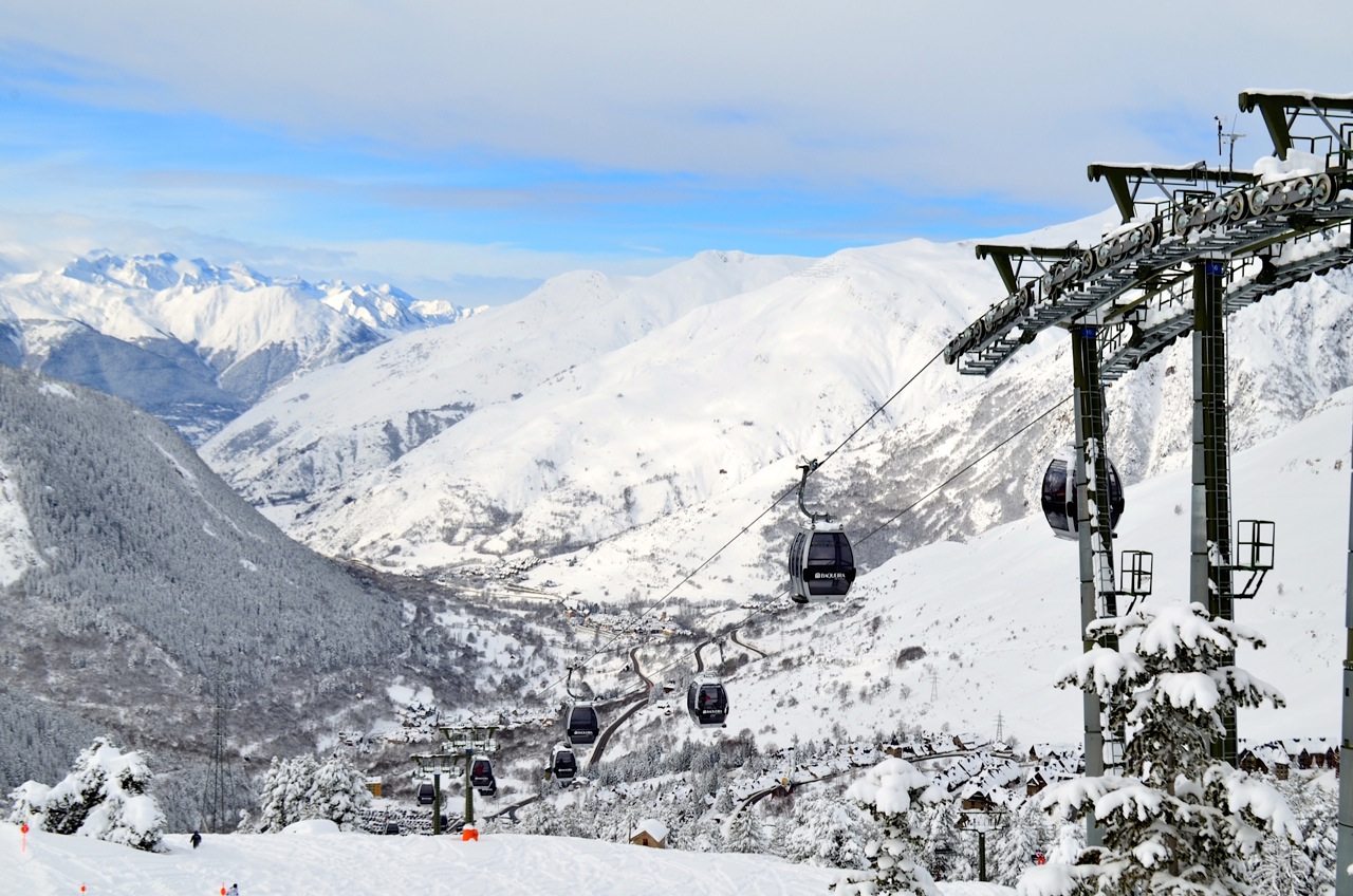 Baqueira espera un gran fin de semana con casi 3 metros de nieve y todo abierto