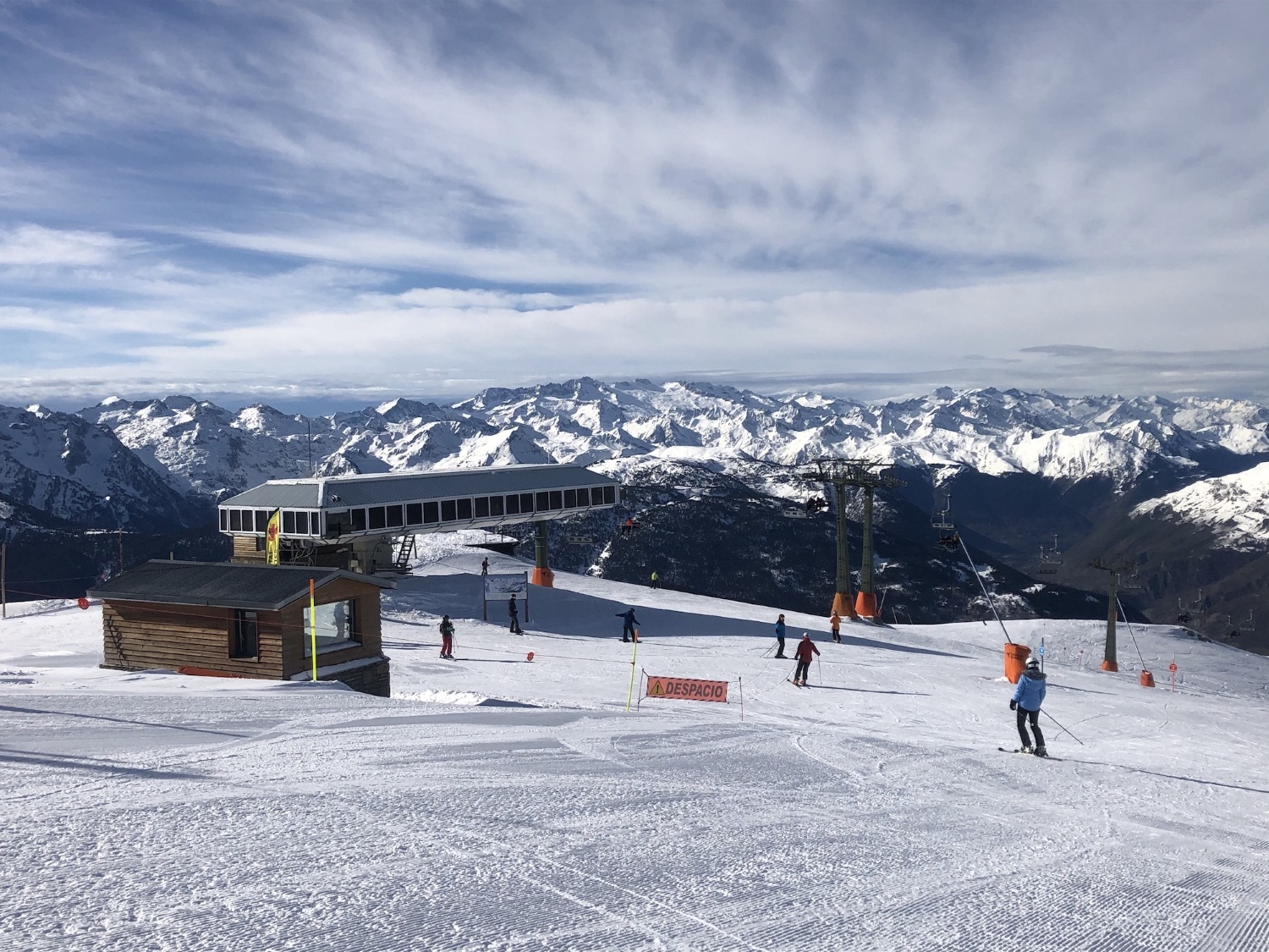 Baqueira Beret llega pletórica al 30 de noviembre: 158 km esquiables y 36 remontes operativos