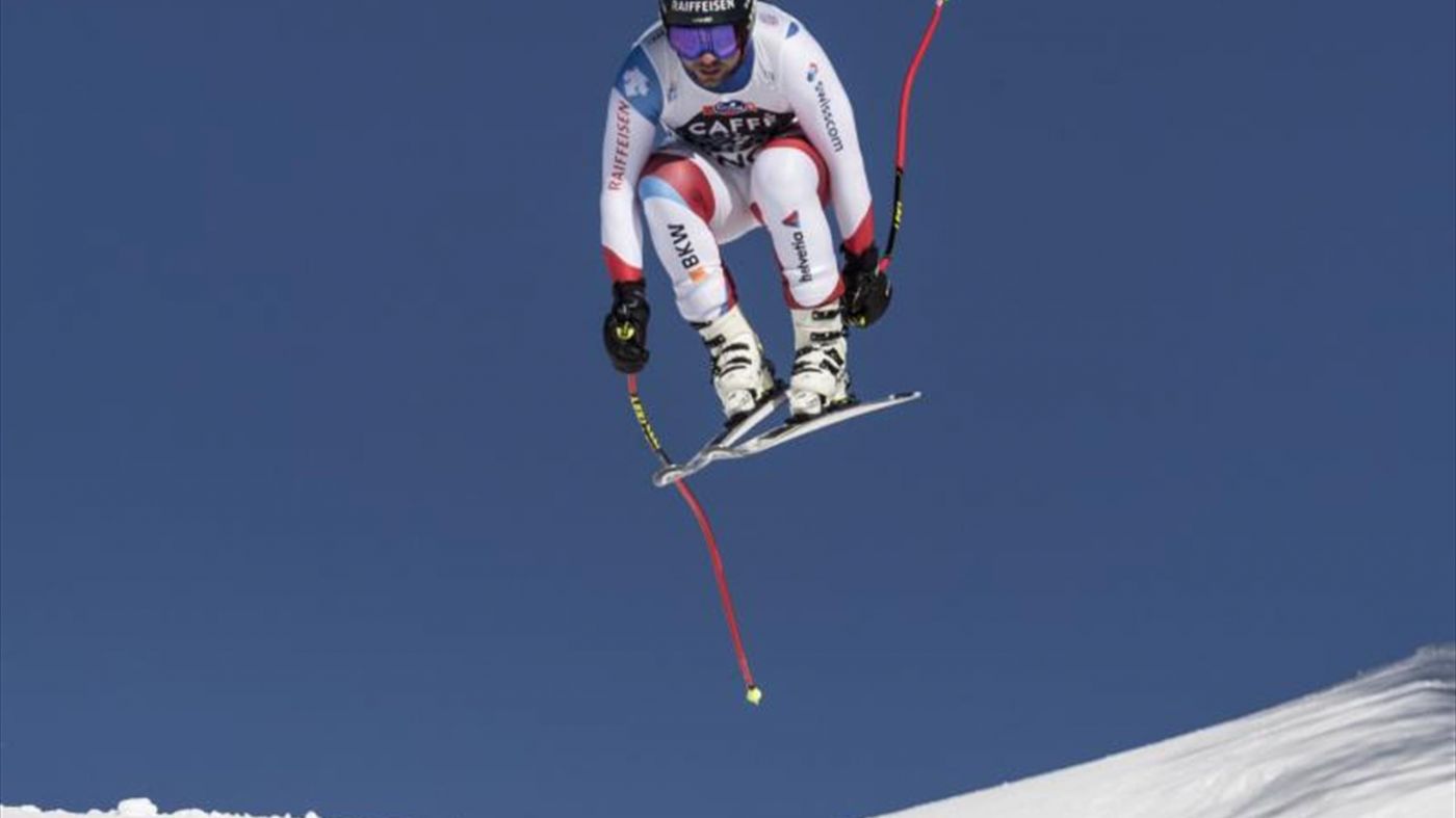 Feuz gana el descenso de Wengen en su casa, Suiza, y se coloca líder por delante de Paris