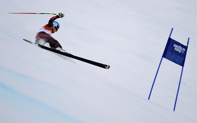 Carolina Ruiz se va al suelo en el Supergigante de Sochi 2014