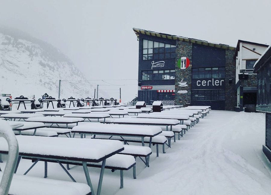 Formigal-Panticosa y Cerler reciben hasta 30 cm de nieve y preparan un fin de año de cine