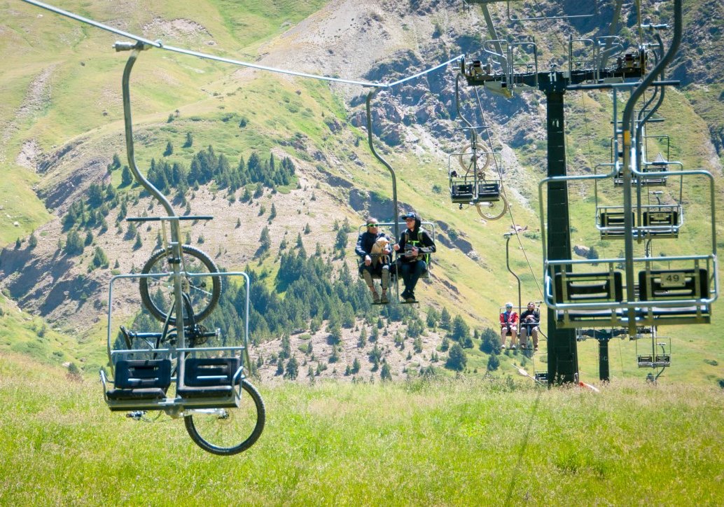 Las montañas de Aramón han conquistado a cerca de 40.000 turistas este verano 