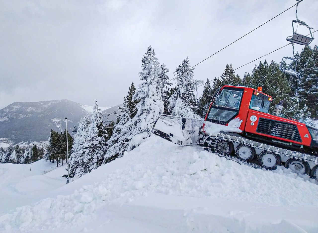 Es definitivo. Aramón no abrirá sus estaciones de esquí este invierno 