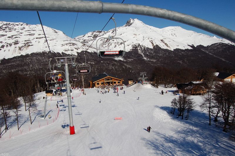 La estación argentina de Cerro Castor, presentó la temporada invernal