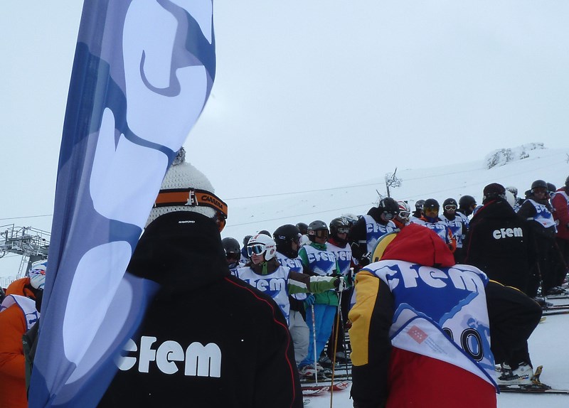 Abierta la inscripción para los cursos de Técnicos Deportivos de Esquí y Snowboard del CFEM