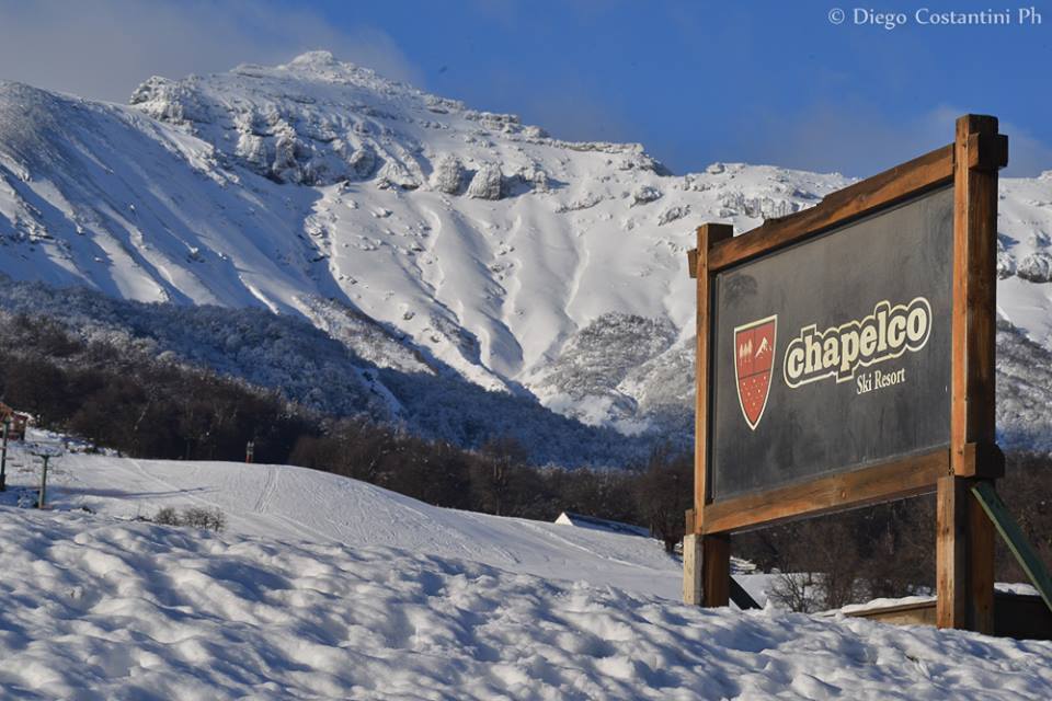 Cerro Chapelco inaugura temporada a toda nieve con una jornada solidaria