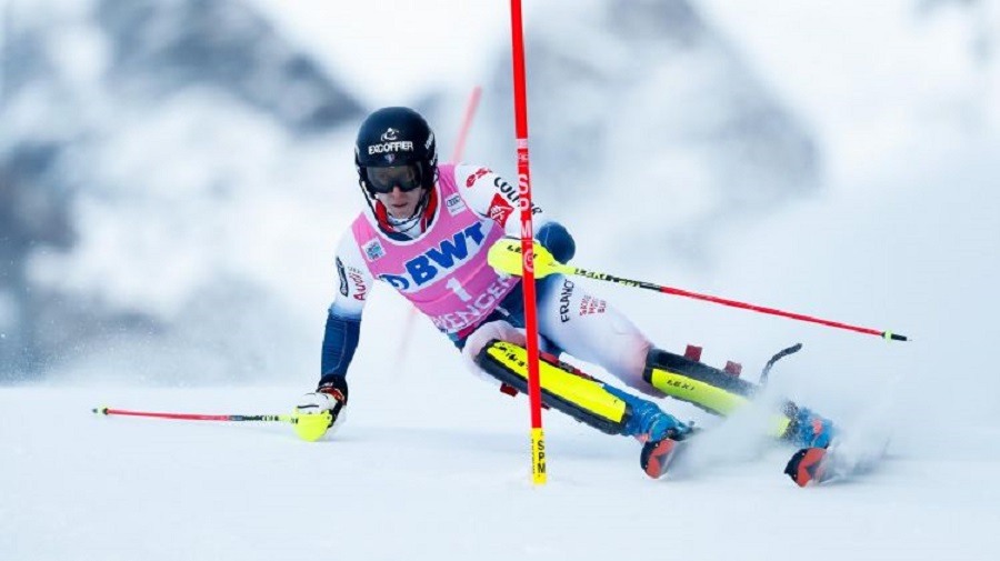 Noël se convierte en el primer francés que gana dos veces el slalom suizo de Wengen