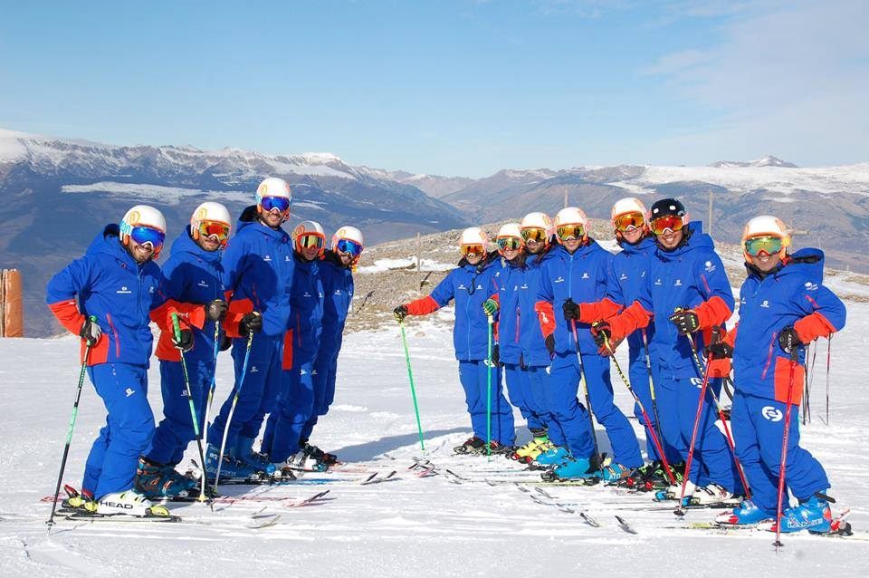 El Club Elements La Molina busca Monitores y otros perfiles para la temporada de invierno