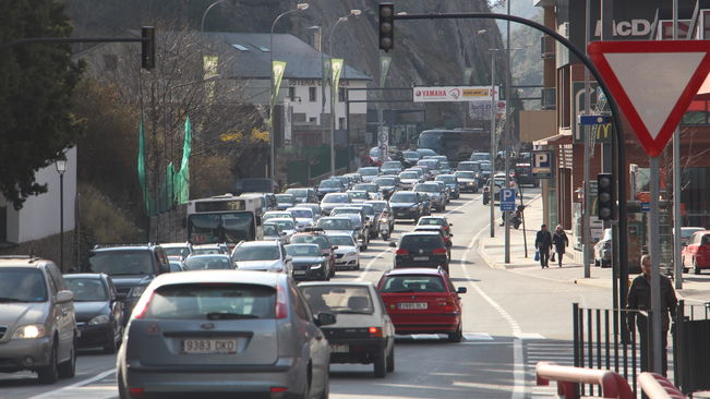 Colas de hasta 8 kilómetros para entrar a Andorra