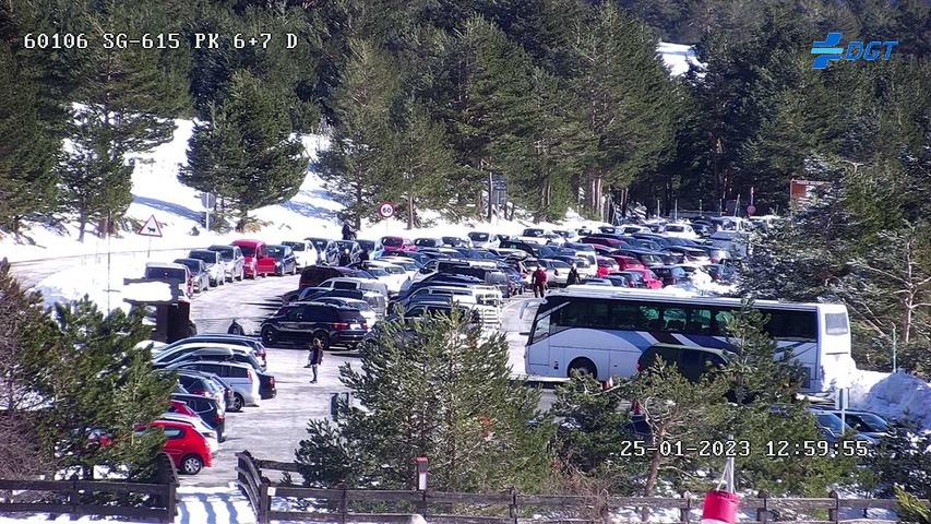 El caos vial en Navacerrada: un desafío para la Sierra de Guadarrama con pocos visos de solución