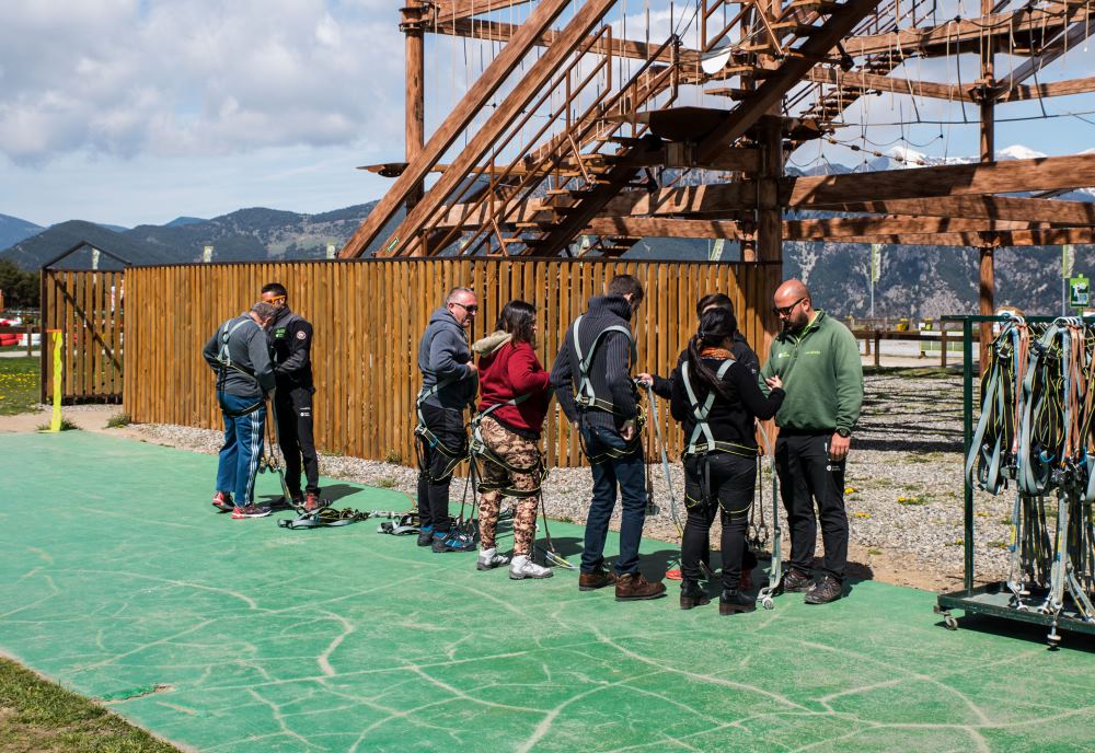 Naturlandia, el parque de aventuras de Andorra, busca personal para este verano