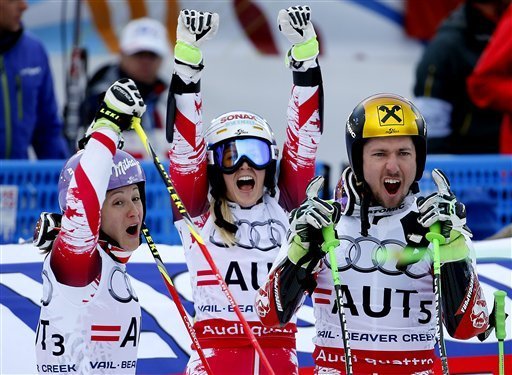 Un Hirscher pletórico conduce Austria al título mundial de la prueba por equipos