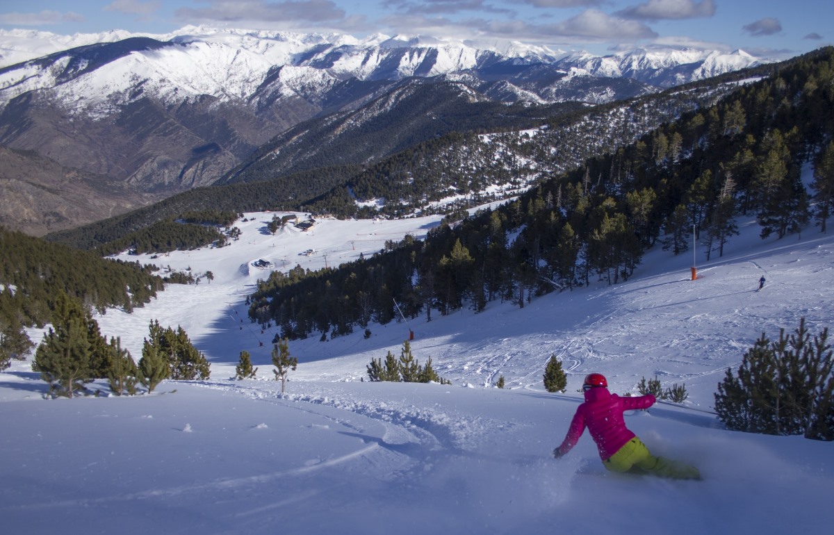 Las estaciones del Pirineo de Lleida esperan vender unos 250.000 forfaits estas Navidades