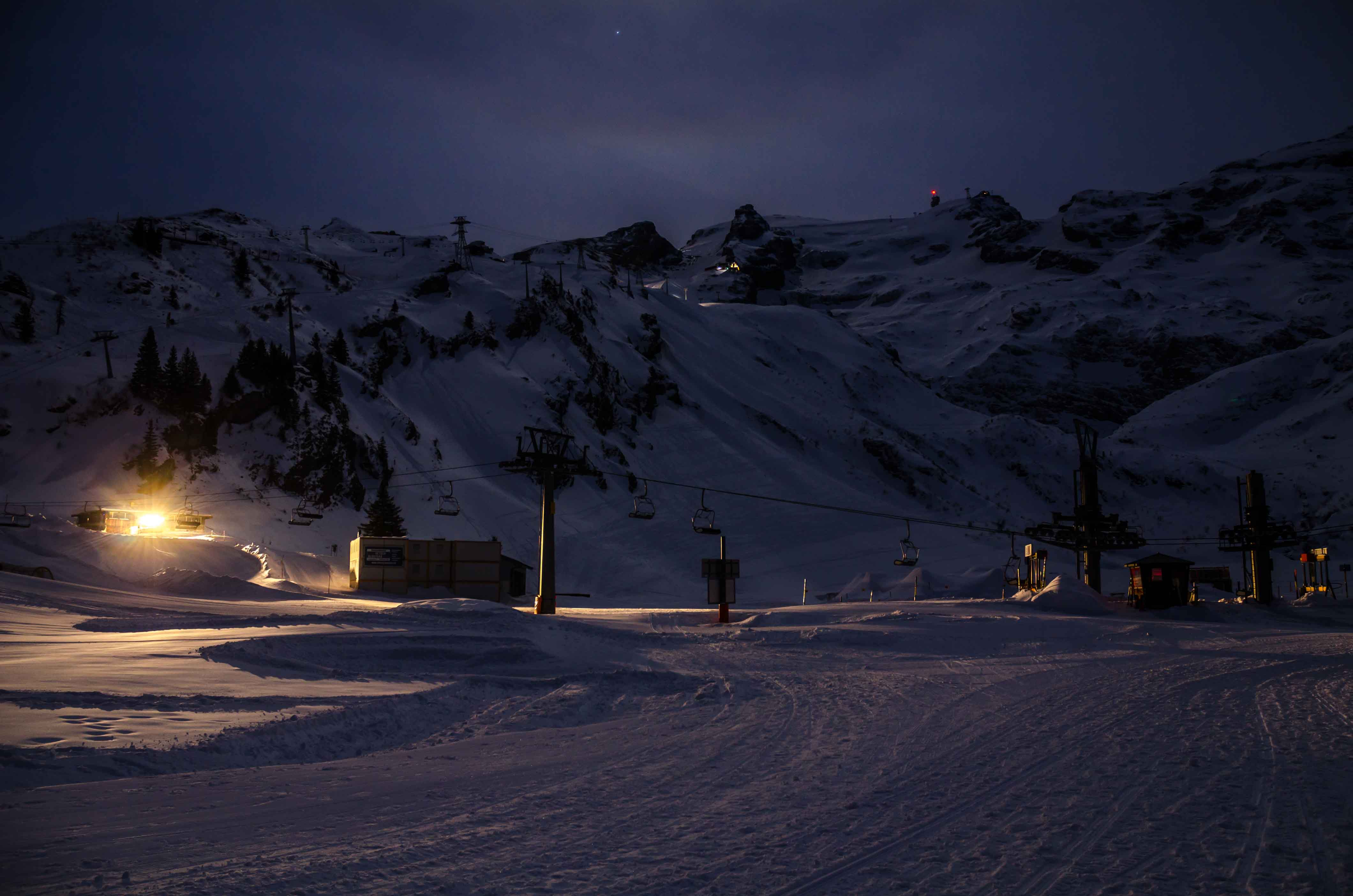 estacion engelberg de noche