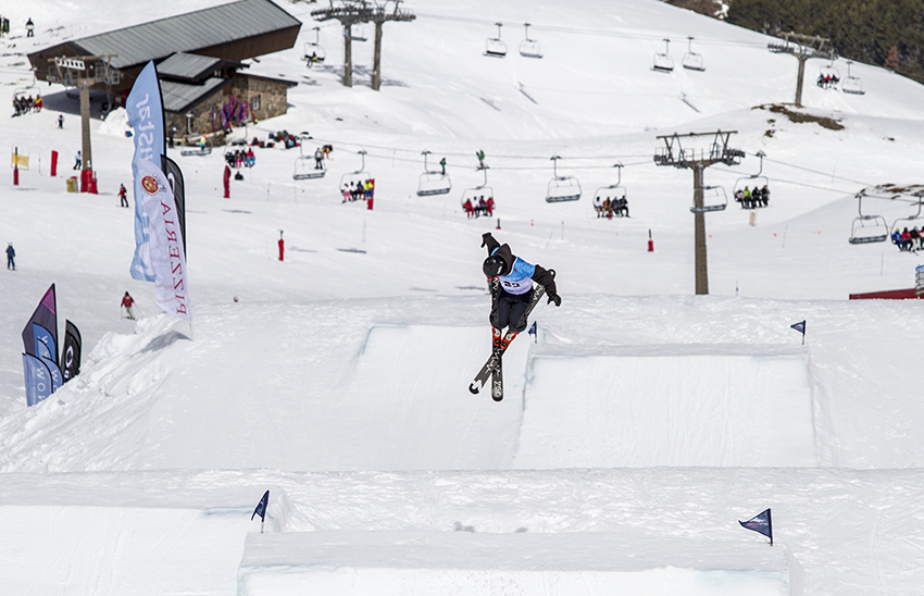 Disputados en Sierra Nevada los Campeonatos de España slopestyle de snowboard y freeski