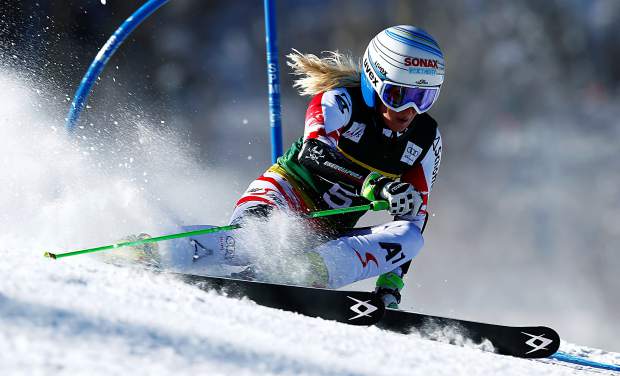 La austriaca Brem gana su primera prueba de la Copa del Mundo en Aspen