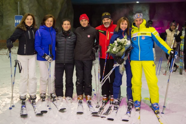 Familia Fernández-Ochoa con May Peus. Foto: Madrid SnowZone