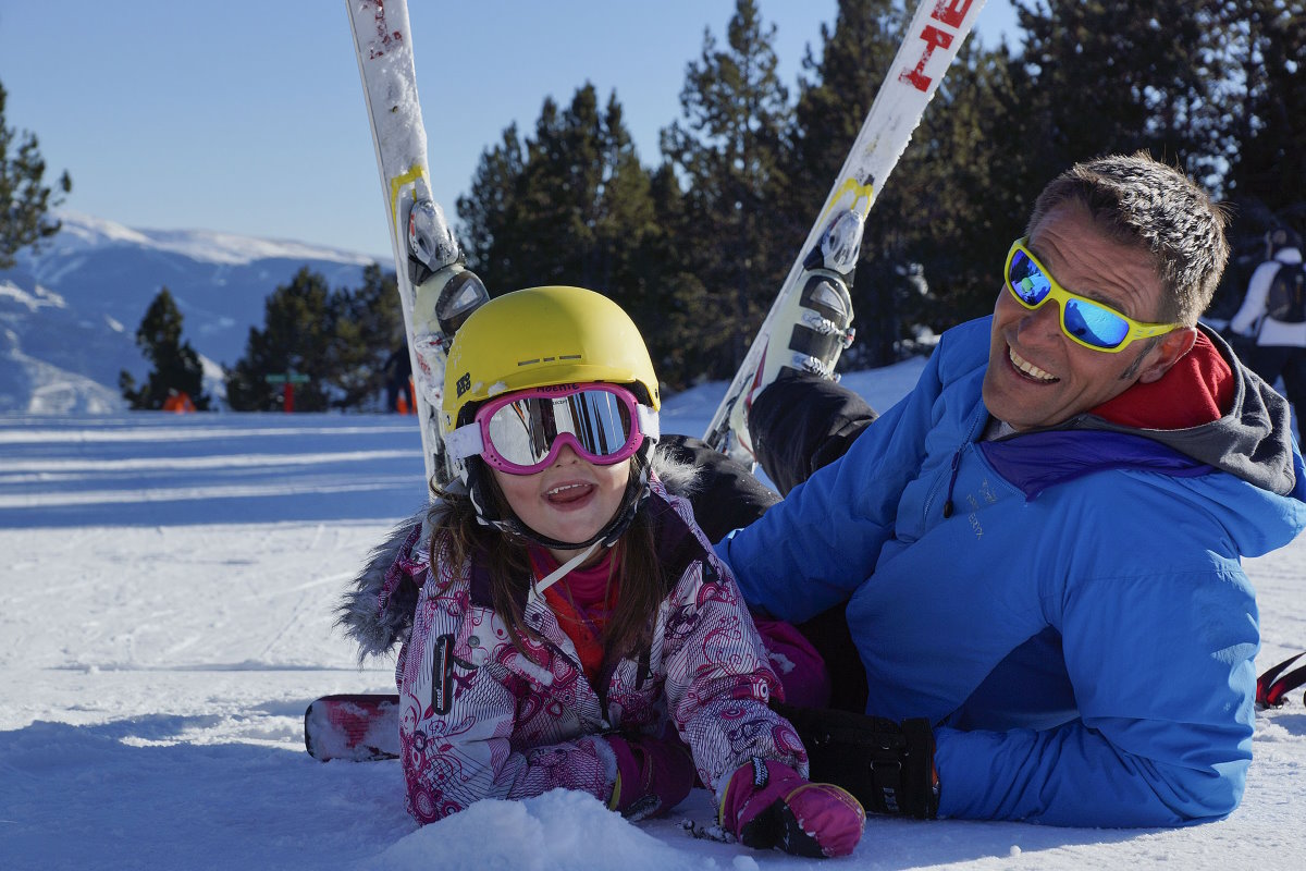 5 "trucos" para esquiar más barato en enero en el Pirineo francés