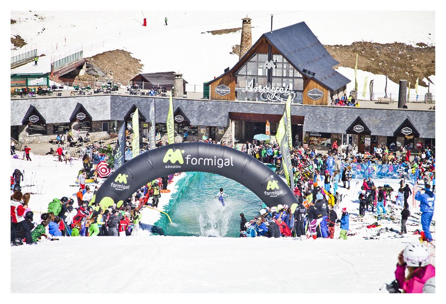 Aramón Cerler y Aramón Formigal-Panticosa, despiden temporada con música y descensos en bañador