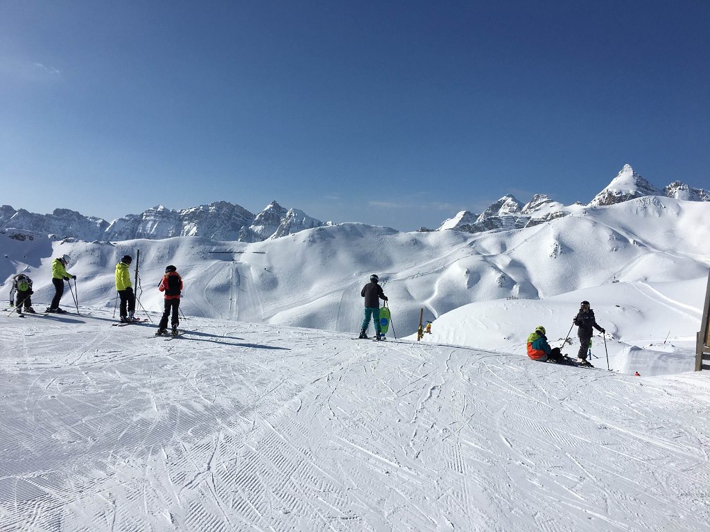 Las estaciones de Aramón llegan pletóricas de nieve a la Semana Santa