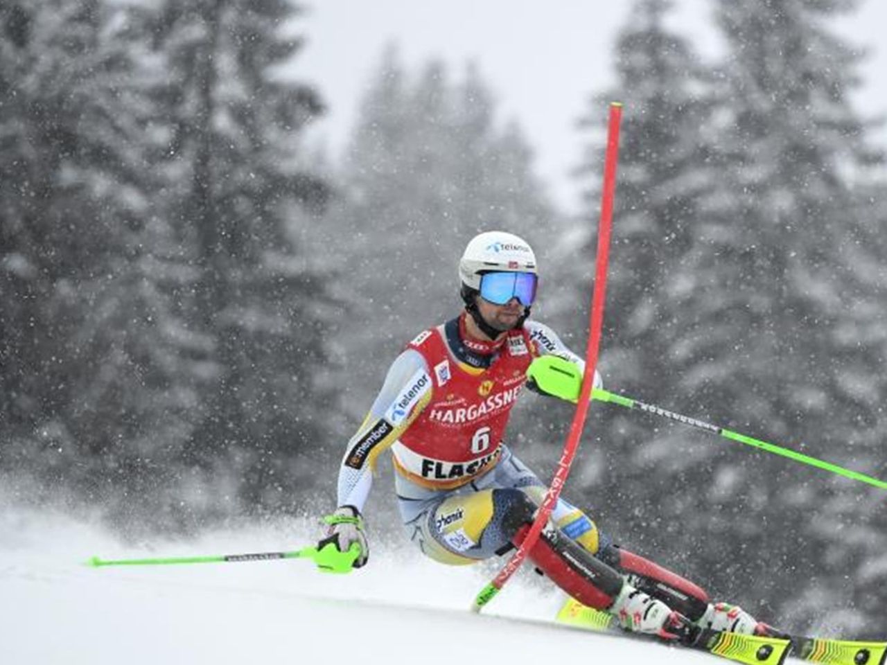 Doblete de Bassino en Kranjska Gora y otro nuevo campeón, Foss Solevaag, en Flachau