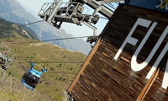 Verano de excursiones desde el Funicamp de Grandvalira