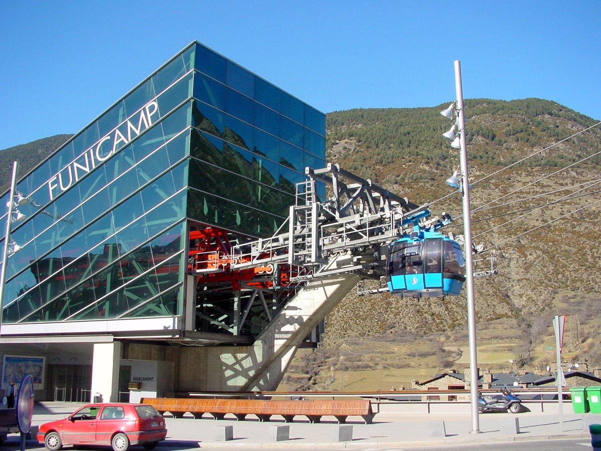 Los esquiadores que accedan a Grandvalira por el Funicamp tendrán parking gratuito