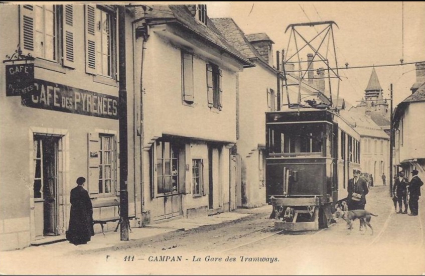 Estación de tranvía de Campan